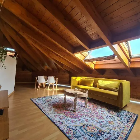 Dos Torres Numenor Atico Abuhardillado * Сарагоса