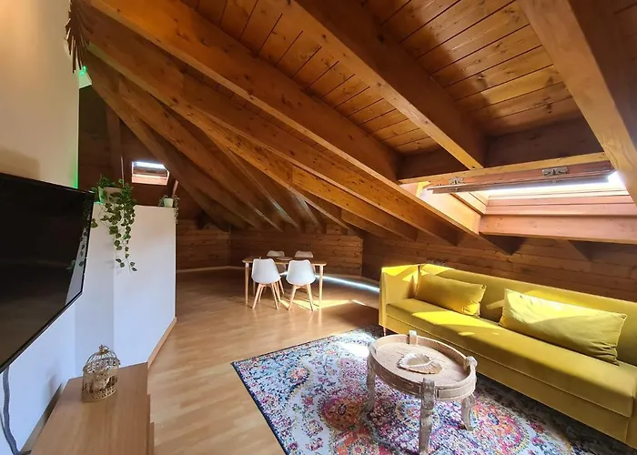 Daire Dos Torres Numenor Atico Abuhardillado Zaragoza